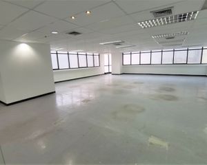 For Sale or Rent Office 126 sqm in Ratchathewi, Bangkok, Thailand