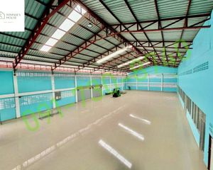 For Rent 10 Beds Warehouse in Bang Bua Thong, Nonthaburi, Thailand