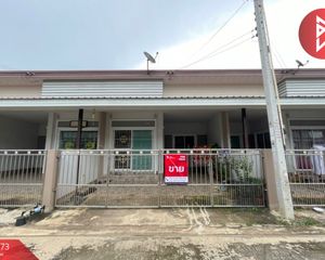 For Sale 2 Beds Townhouse in Plaeng Yao, Chachoengsao, Thailand
