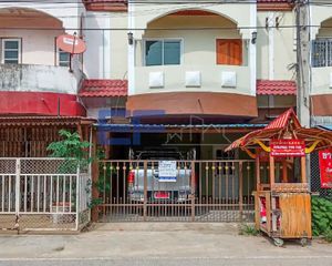 For Sale 2 Beds Townhouse in Mueang Kanchanaburi, Kanchanaburi, Thailand