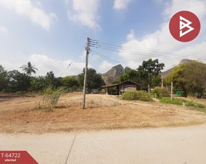 For Sale Land 38,088 sqm in Krok Phra, Nakhon Sawan, Thailand