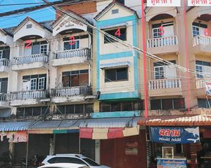For Sale 5 Beds Retail Space in Mueang Mukdahan, Mukdahan, Thailand