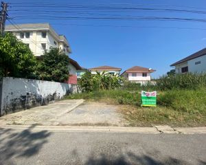For Sale Land 200 sqm in Phutthamonthon, Nakhon Pathom, Thailand