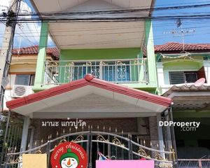 For Rent 2 Beds Townhouse in Min Buri, Bangkok, Thailand