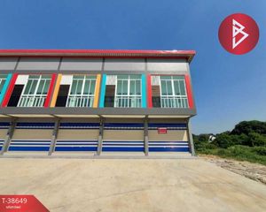 For Sale 3 Beds Townhouse in Mueang Ratchaburi, Ratchaburi, Thailand