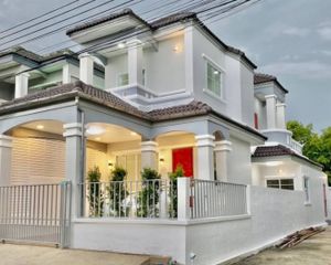 For Sale 3 Beds House in Bang Bua Thong, Nonthaburi, Thailand