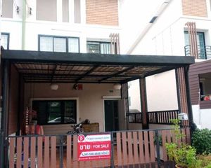 For Sale 2 Beds Townhouse in Pluak Daeng, Rayong, Thailand