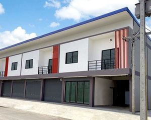 For Rent Warehouse 200 sqm in Khlong Luang, Pathum Thani, Thailand