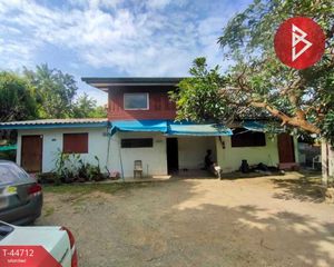 For Sale 5 Beds Townhouse in Photharam, Ratchaburi, Thailand
