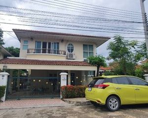For Rent 4 Beds House in Mueang Chiang Mai, Chiang Mai, Thailand