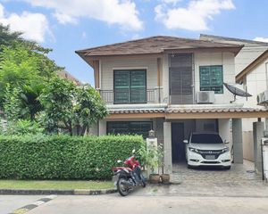 For Sale 4 Beds House in Suan Luang, Bangkok, Thailand