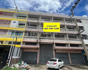 For Sale Retail Space 1,200 sqm in Mueang Samut Sakhon, Samut Sakhon, Thailand