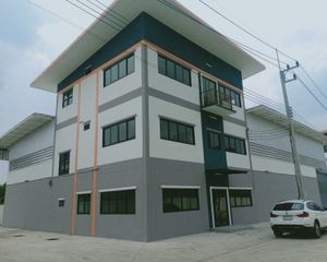 For Rent Warehouse 1,000 sqm in Lam Luk Ka, Pathum Thani, Thailand
