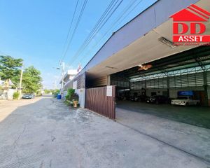 For Sale Warehouse 800 sqm in Lat Lum Kaeo, Pathum Thani, Thailand