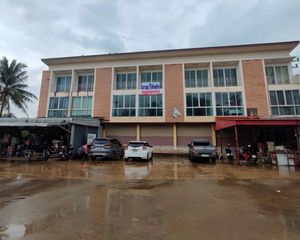 For Sale Retail Space 120 sqm in Amphawa, Samut Songkhram, Thailand