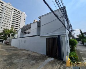 For Rent 5 Beds House in Pathum Wan, Bangkok, Thailand