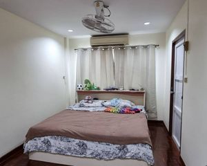 For Rent 4 Beds Townhouse in Bang Na, Bangkok, Thailand