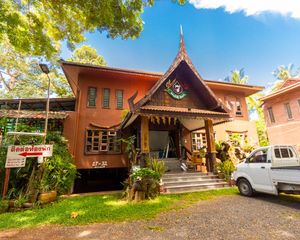For Sale 36 Beds Hotel in Warin Chamrap, Ubon Ratchathani, Thailand