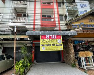 For Sale Retail Space 60.04 sqm in Mueang Lampang, Lampang, Thailand