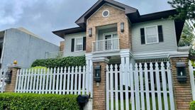 6 Bedroom House for sale in Quirino 2-C, Metro Manila near LRT-2 Anonas