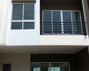 For Sale or Rent 3 Beds Townhouse in Khlong Sam Wa, Bangkok, Thailand