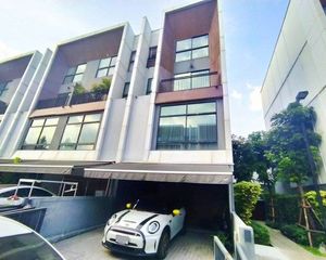 For Rent 1 Bed Townhouse in Suan Luang, Bangkok, Thailand