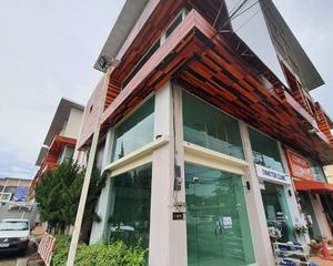 For Sale or Rent 3 Beds Retail Space in Mueang Chiang Mai, Chiang Mai, Thailand