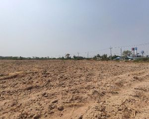 For Sale Land 105,344 sqm in Nong Bua, Nakhon Sawan, Thailand