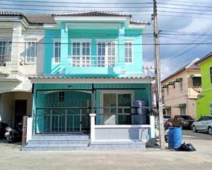 For Rent 3 Beds Townhouse in Lam Luk Ka, Pathum Thani, Thailand