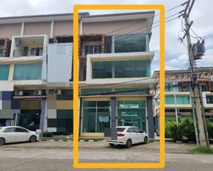 For Sale or Rent Retail Space 398 sqm in Mueang Chiang Mai, Chiang Mai, Thailand