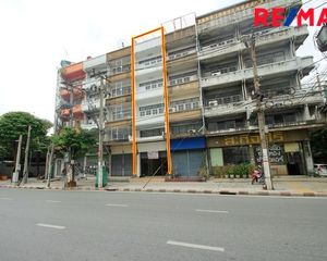 ขาย พื้นที่ค้าปลีก 288 ตรม. ธนบุรี กรุงเทพฯ