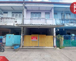 For Sale 2 Beds Townhouse in Mueang Ratchaburi, Ratchaburi, Thailand