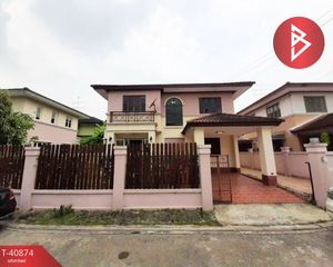 For Sale 3 Beds House in Mueang Nakhon Pathom, Nakhon Pathom, Thailand