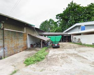 For Sale Warehouse 12,000 sqm in Hang Dong, Chiang Mai, Thailand