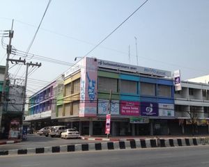 For Sale Retail Space 797 sqm in Mueang Lop Buri, Lopburi, Thailand