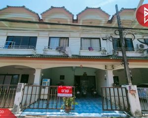 For Sale 5 Beds Townhouse in Tha Sae, Chumphon, Thailand