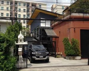 For Sale or Rent 3 Beds Office in Chatuchak, Bangkok, Thailand