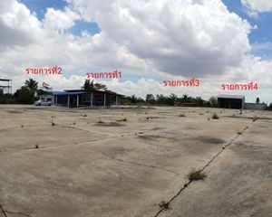 For Sale 8 Beds House in Mueang Kamphaeng Phet, Kamphaeng Phet, Thailand