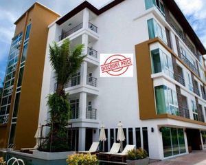 For Sale 4 Beds Condo in Kathu, Phuket, Thailand