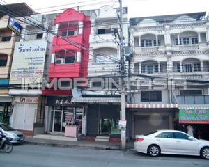 For Sale or Rent 3 Beds Retail Space in Mueang Nakhon Ratchasima, Nakhon Ratchasima, Thailand