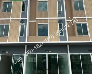 For Rent 3 Beds Retail Space in Mueang Pathum Thani, Pathum Thani, Thailand