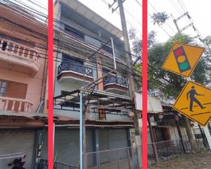 For Sale 4 Beds Retail Space in Mueang Lampang, Lampang, Thailand