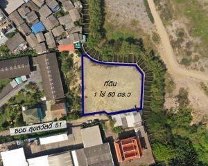 For Rent Land 1,800 sqm in Phra Pradaeng, Samut Prakan, Thailand