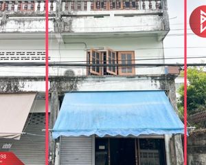For Sale 3 Beds Townhouse in Mueang Chanthaburi, Chanthaburi, Thailand