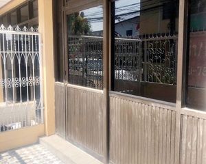 For Rent 1 Bed Townhouse in Pak Kret, Nonthaburi, Thailand