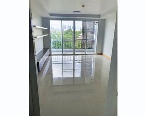 For Sale 2 Beds Condo in Dusit, Bangkok, Thailand
