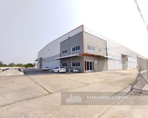 For Rent Warehouse 4,900 sqm in Si Racha, Chonburi, Thailand