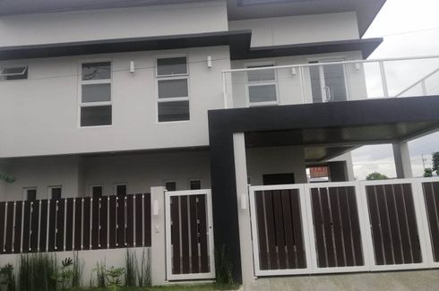 5 Bedroom House for sale in Greenwoods Executive Village, Maybunga, Metro Manila