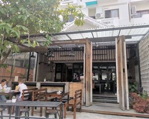 For Sale 19 Beds Retail Space in Mueang Chiang Mai, Chiang Mai, Thailand