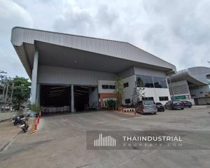 For Sale Warehouse 2,700 sqm in Mueang Samut Prakan, Samut Prakan, Thailand